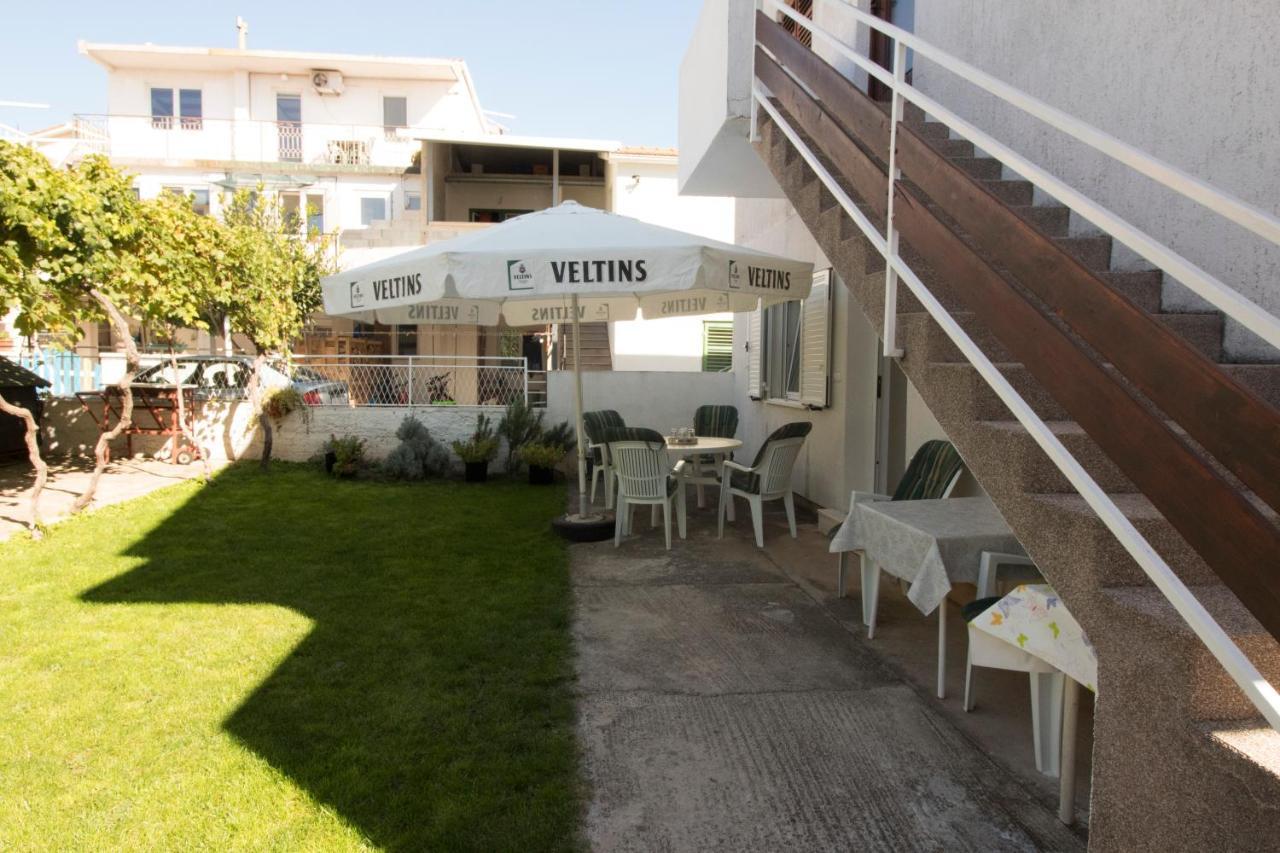 Apartmani Ana Juricev Vodice Exterior photo
