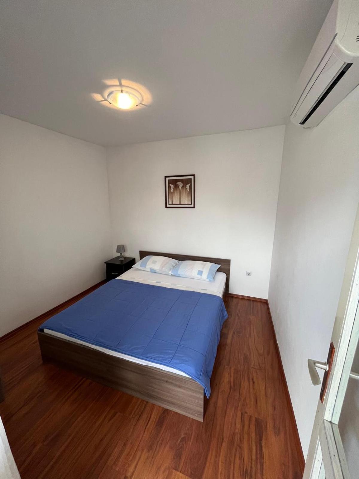 Apartmani Ana Juricev Vodice Exterior photo