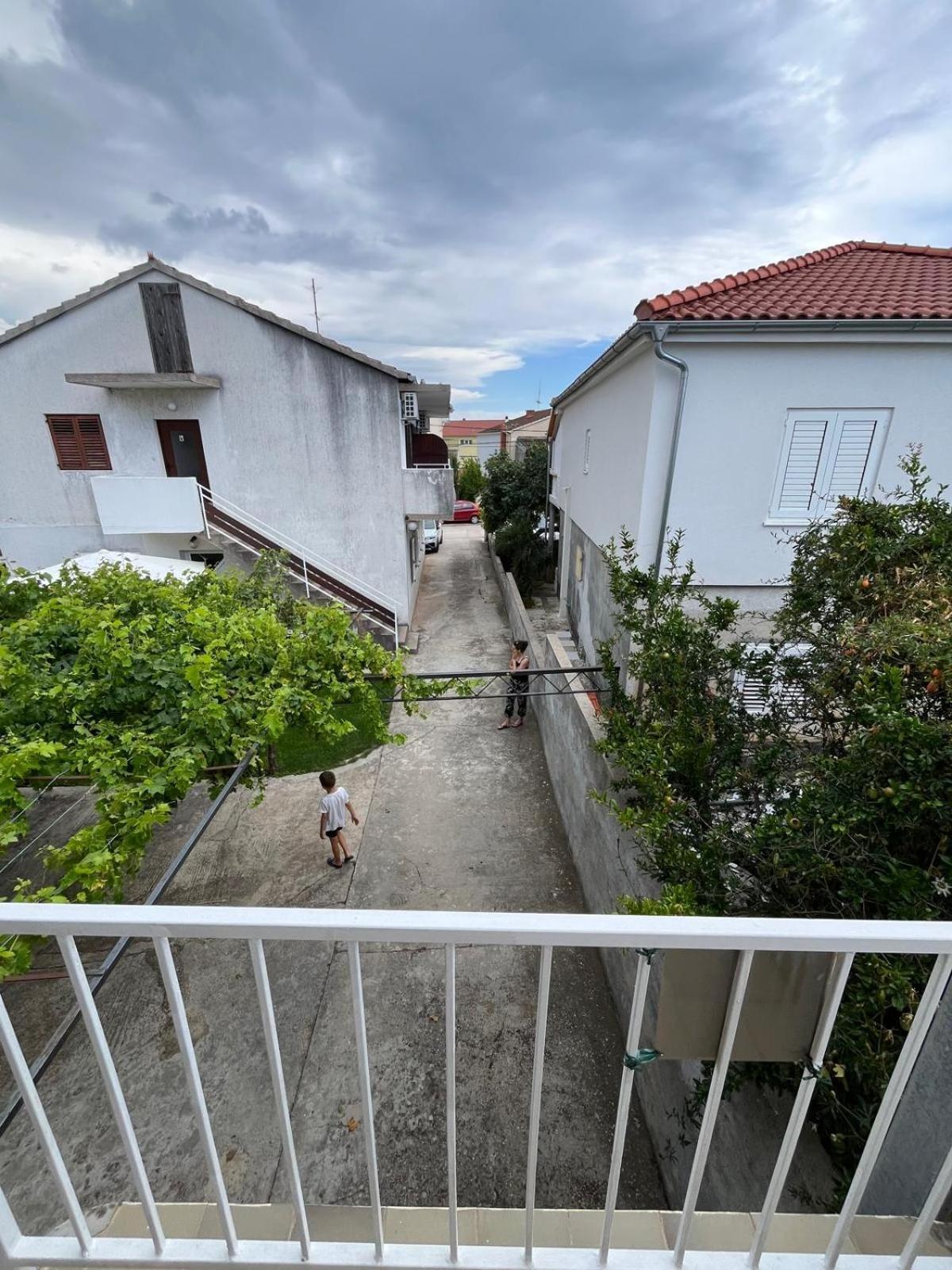 Apartmani Ana Juricev Vodice Exterior photo