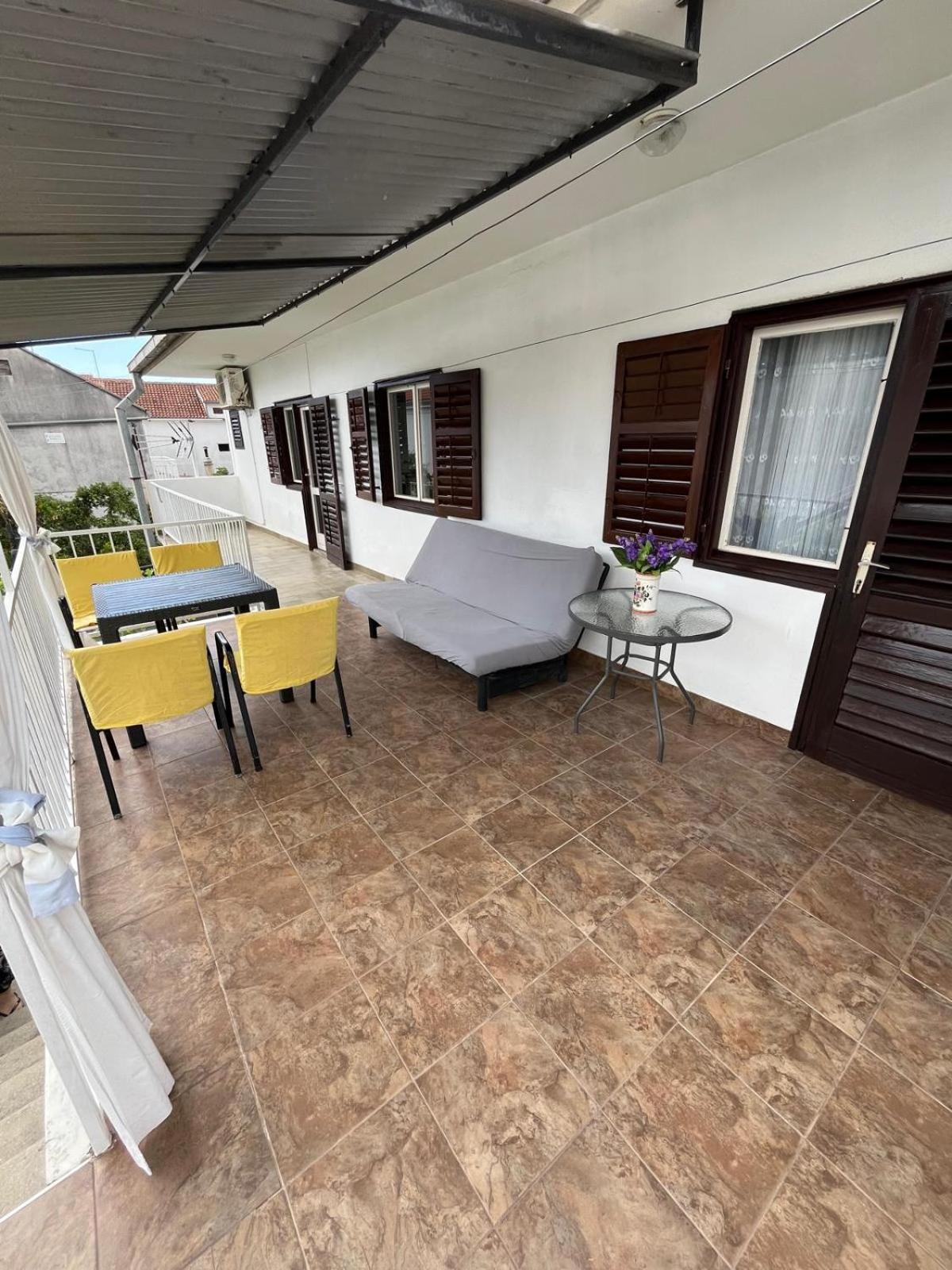 Apartmani Ana Juricev Vodice Exterior photo